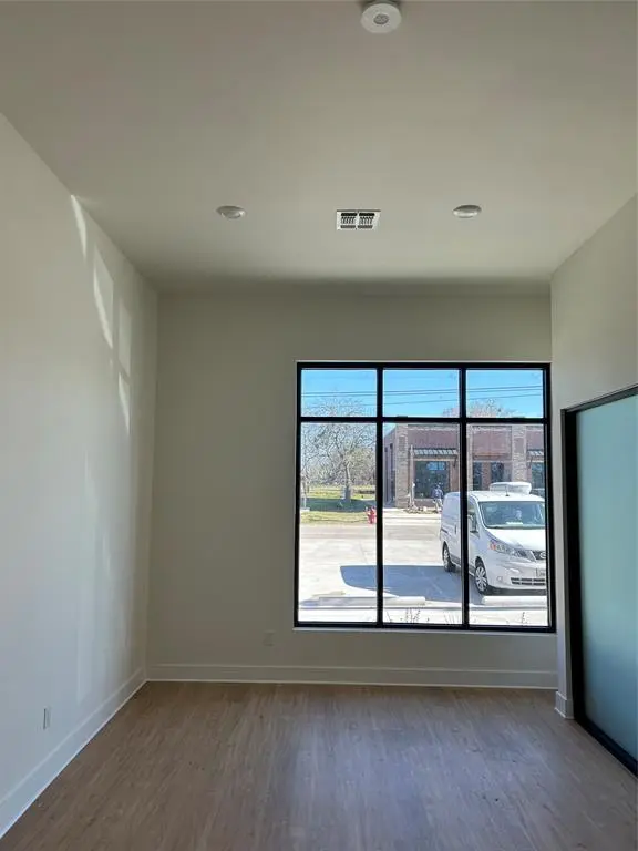 207 N Main Street, Joshua, TX 76058