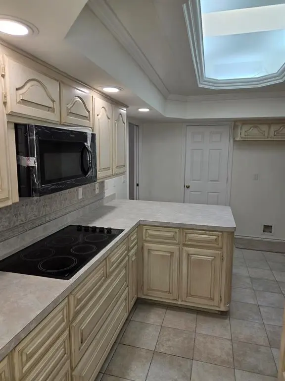 6572 McCart Avenue, Fort Worth, TX 76133