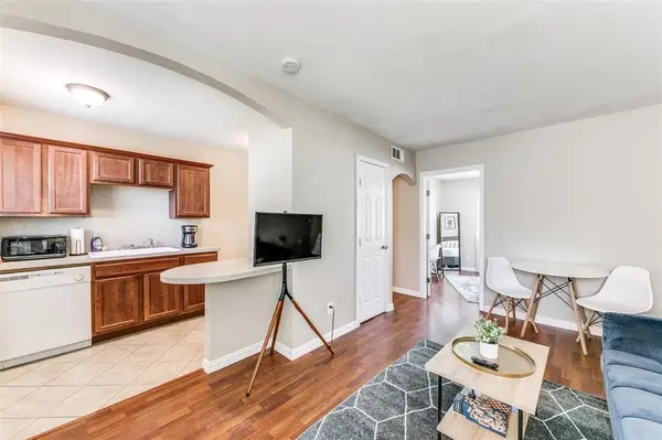 5814 Worth Street #9, Dallas, TX 75214
