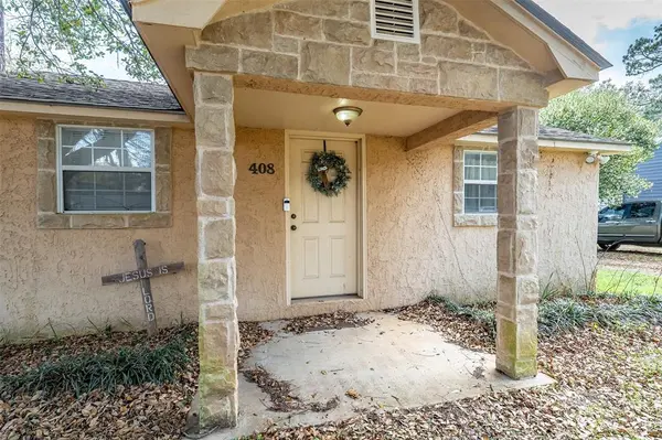 408 E Kolstad Street, Palestine, TX 75801