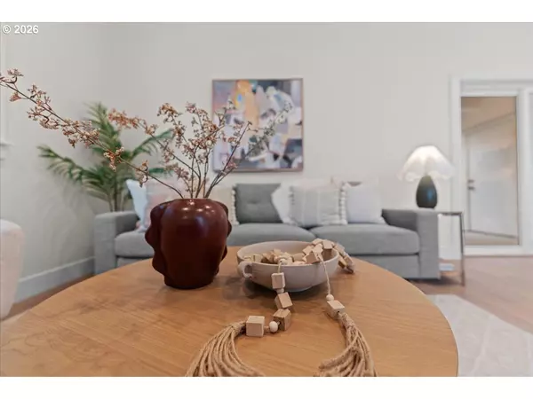 Portland, OR 97206,6703 SE 69th AVE #B