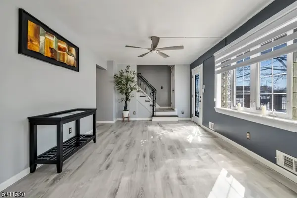 15 Furrey Pl cv, Paterson City, NJ 07522