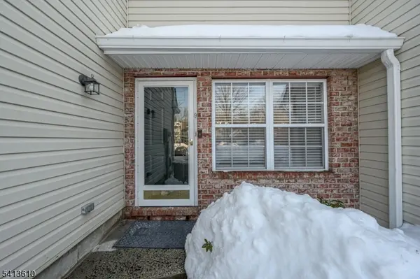 9 Cooper Ln, Long Hill Twp., NJ 07946