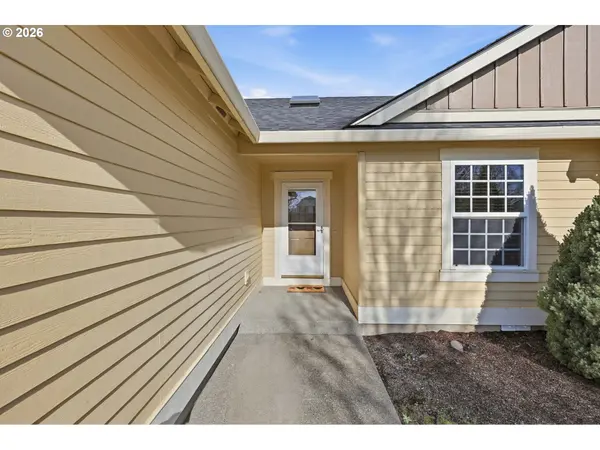 415 MAPLE CT, Mt Angel, OR 97362