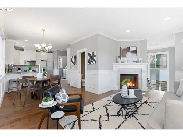 8280 N BURRAGE AVE, Portland, OR 97217