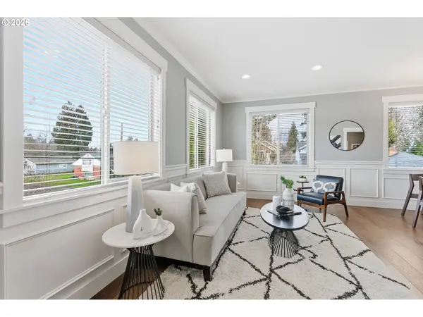 8280 N BURRAGE AVE, Portland, OR 97217