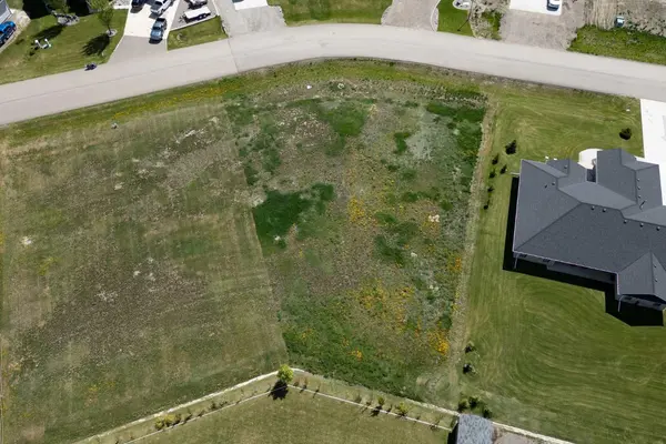 46 Pebblecreek CV, Raymond, AB T0K 2S0