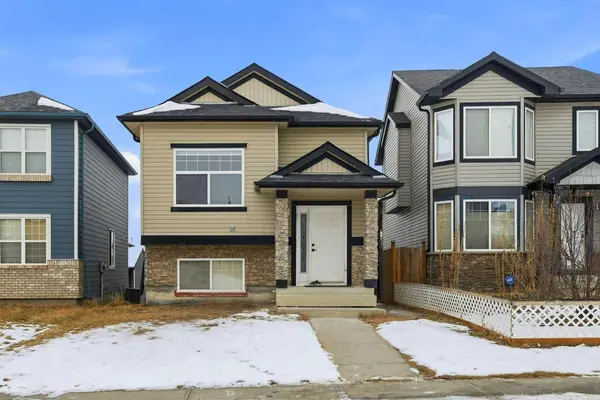 81 Saddlemont RD NE, Calgary, AB T3J 5E4
