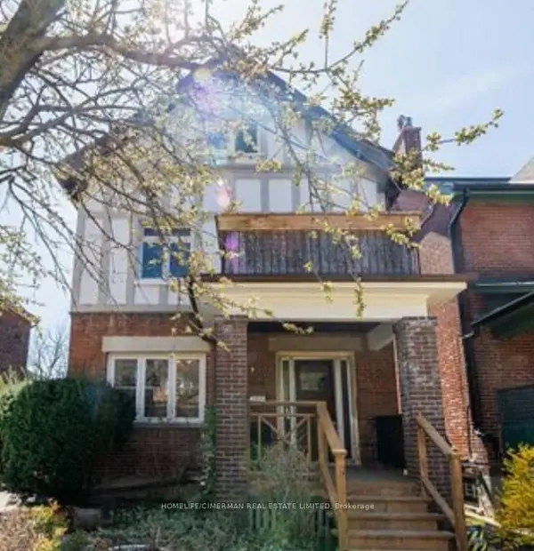 89 Ellsworth AVE, Toronto C02, ON M6G 2K4