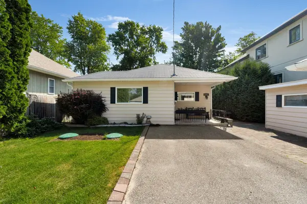 297 Beach RD, Innisfil, ON L0L 1R0