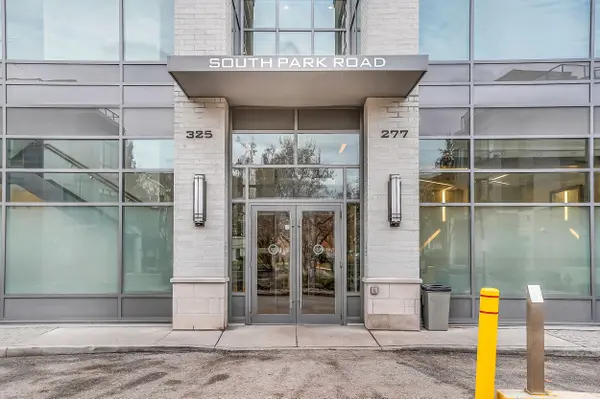 277 South Park RD #1210, Markham, ON L3T 0B7