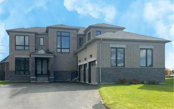 11 Edgar AVE, Essa, ON L3W 0A9