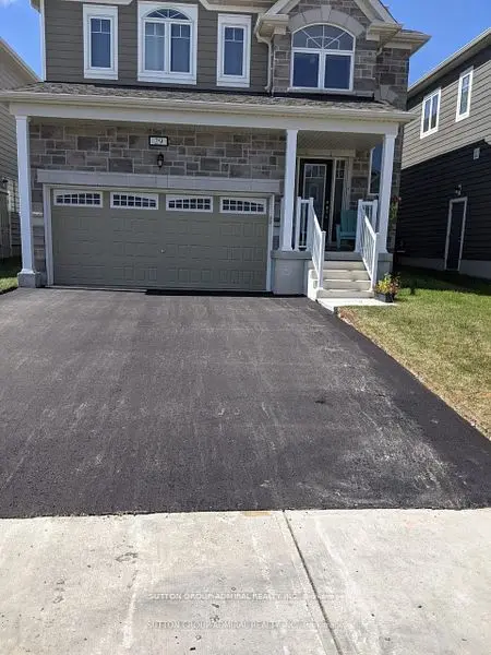 23 Hills Thistle DR, Wasaga Beach, ON L9Z 0J3