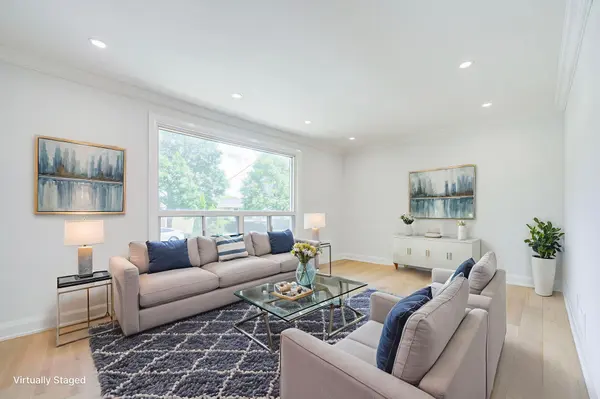 38 Esmond CRES, Toronto W10, ON M9W 1T4