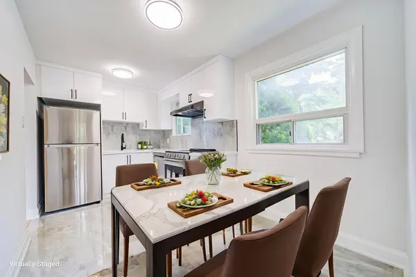 38 Esmond CRES, Toronto W10, ON M9W 1T4