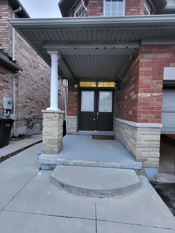 14 Pennyroyal CRES, Brampton, ON L6S 6J8