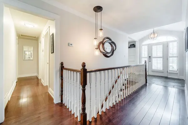 388 Ash RD, Oakville, ON L6J 4P7