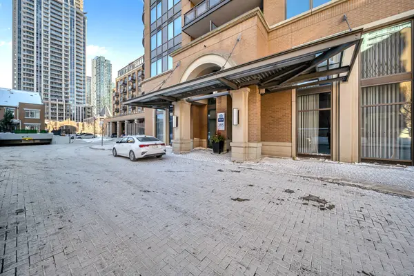 385 Prince of Wales DR W #909, Mississauga, ON L5B 0C6