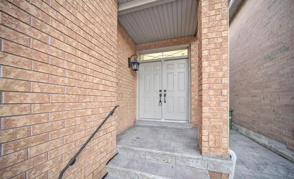 83 Emily Carr CRES, Caledon, ON L7E 2K9