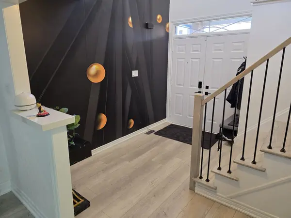 83 Emily Carr CRES, Caledon, ON L7E 2K9