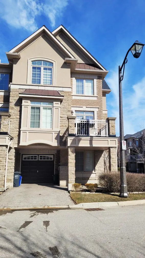 2435 Greenwich DR S #47, Oakville, ON L6M 0S4