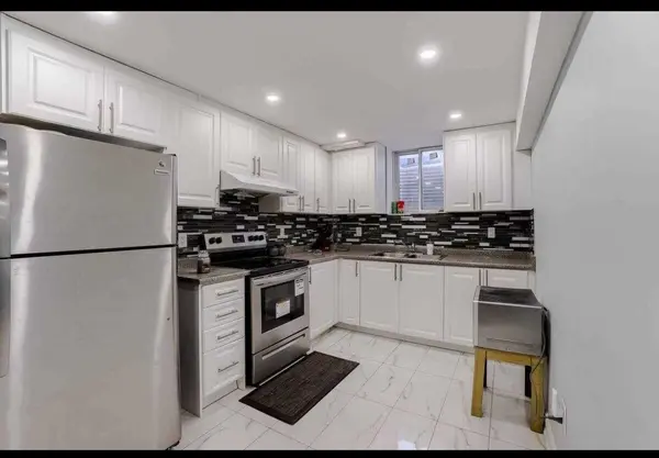 19 Atira AVE #(Basement), Brampton, ON L7A 3T3