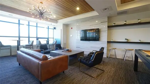 320 Plains RD E #308, Burlington, ON L7T 0C1