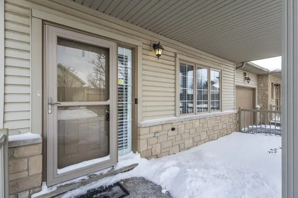 130 Southbrook DR #30, Hamilton, ON L0R 1C0