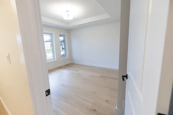 222 16th Avenue CRES, Hanover, ON N4N 3V3