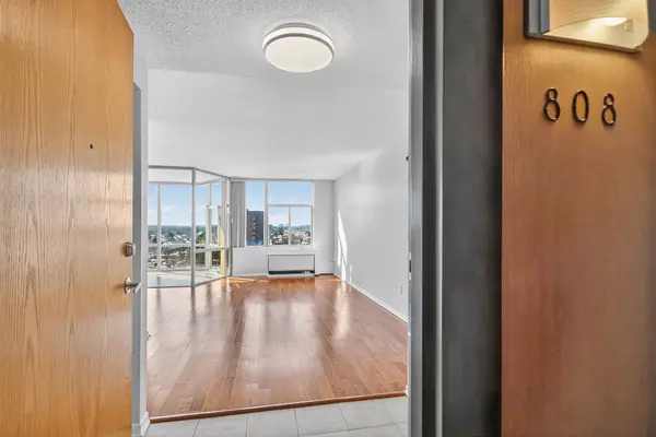 2759 Carousel CRES #808, Blossom Park - Airport And Area, ON K1T 2N5