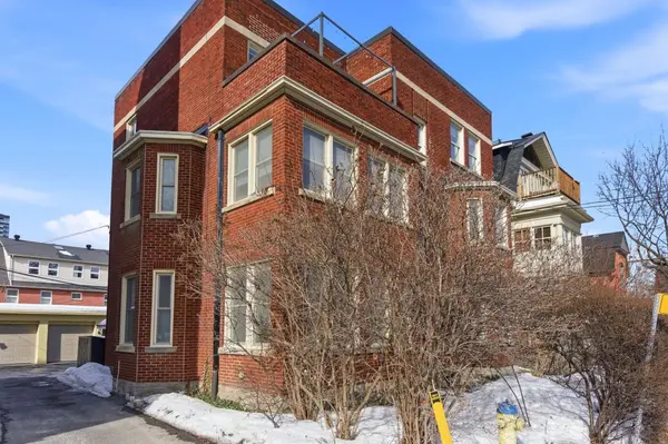 179 Wilbrod ST #1, Lower Town - Sandy Hill, ON K1N 6L4