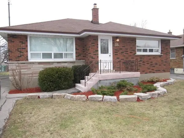 25 Endfield AVE #2, Hamilton, ON L8T 2L3