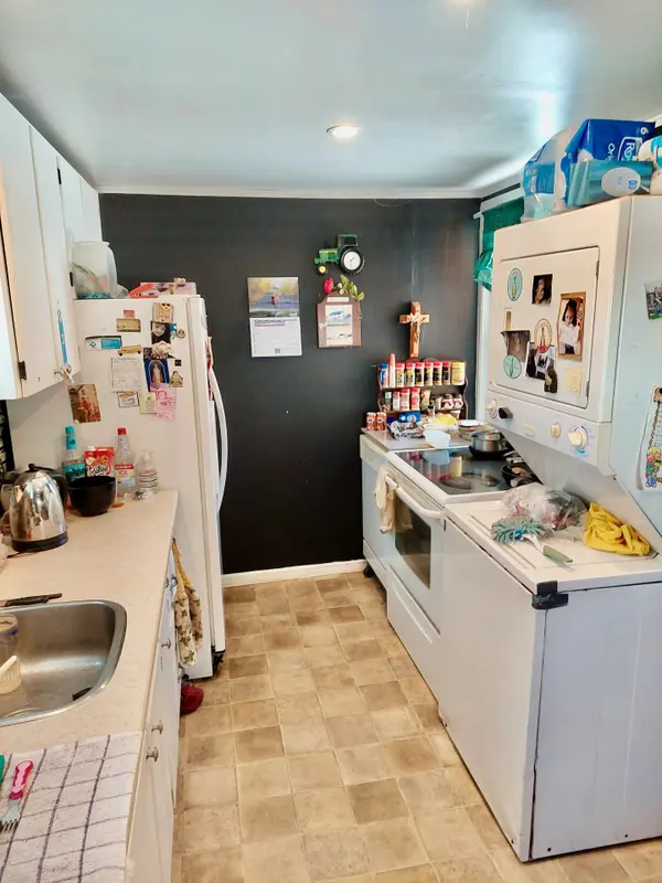 465 Garden ST, Gananoque, ON K7G 1J6