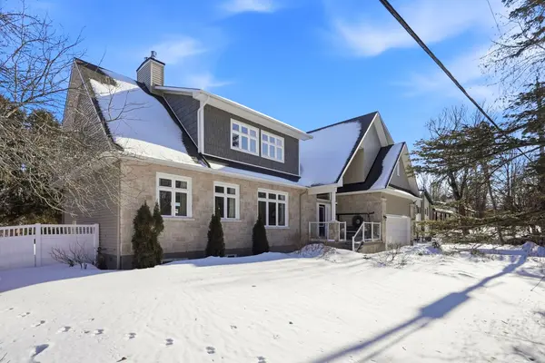 1196 Old Carp RD, Kanata, ON K2W 0H0