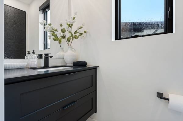 12 Macneil CT, Bayham, ON N0J 1T0