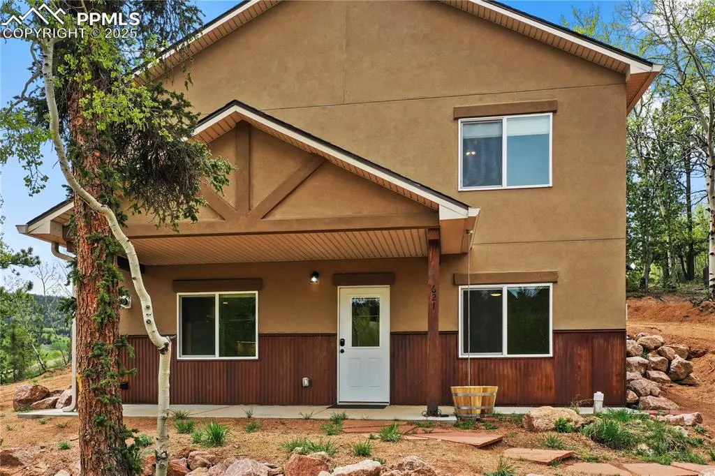 621 Yorktown RD, Cripple Creek, CO 80813
