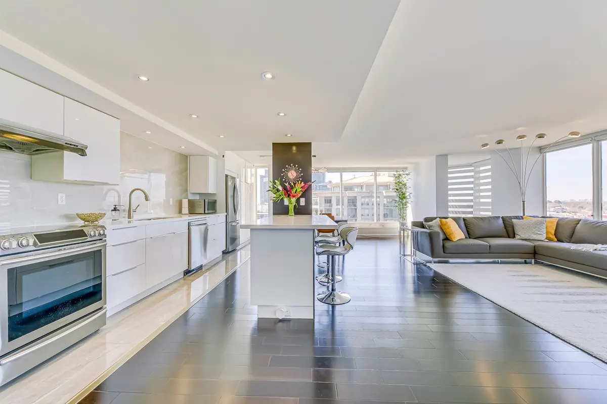 2045 Lake Shore BLVD W #1607, Toronto W06, ON M8V 2Z6