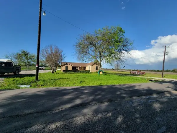 5215 County Road 413, Melissa, TX 75454