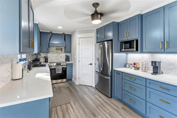 1202 Hillwood Drive, Lewisville, TX 75067