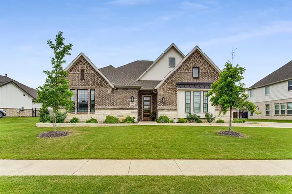 175 Stirling Drive, Argyle, TX 76226