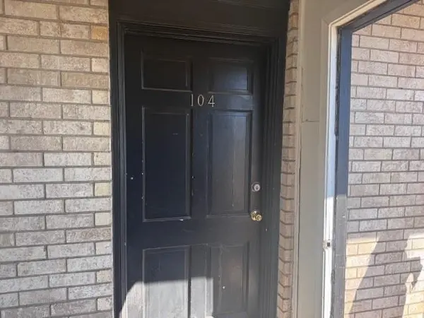 2903 Clarksville Street #104, Paris, TX 75460