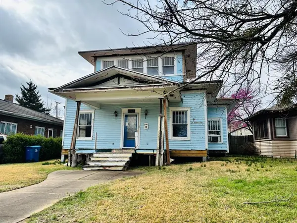 624 W Gandy Street, Denison, TX 75020