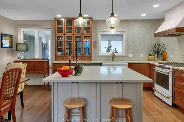 19 Campbell Street, Merlin, ON N0P 1W0