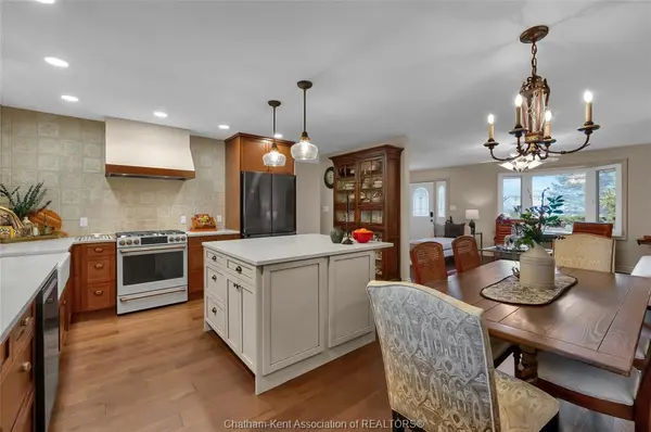 19 Campbell Street, Merlin, ON N0P 1W0