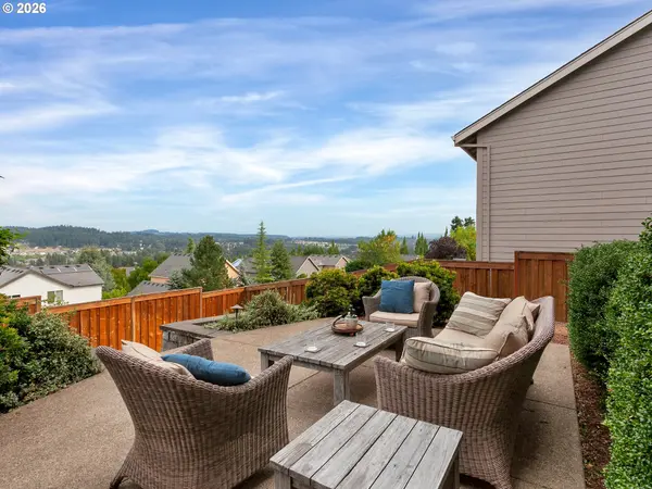 12674 SE MEADEHILL AVE, Happy Valley, OR 97086