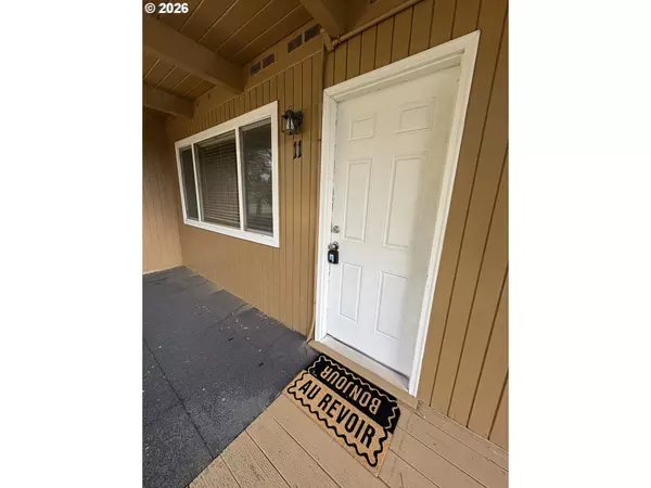 Florence, OR 97439,1260 10TH ST ##11