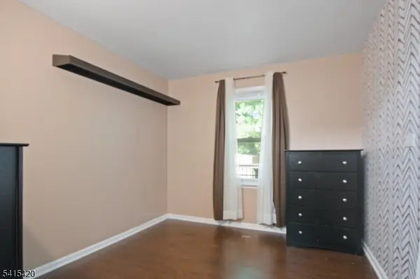 16 Clover Ave, Ewing Twp., NJ 08638