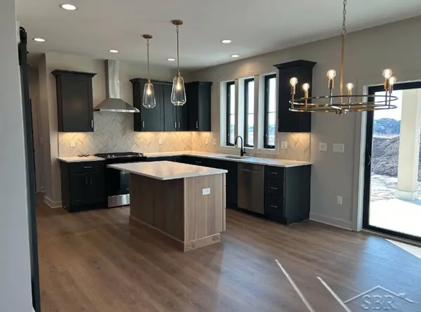 8657 Foxtail Trail ST, Tittabawassee Twp, MI 48623