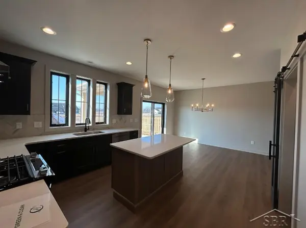 8657 Foxtail Trail ST, Tittabawassee Twp, MI 48623