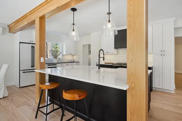 101 Carl DR NE, Ada Twp, MI 49301